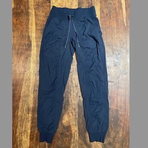 BNWT Lululemon Athletica Navy Dance Studio Jogger Pants Size: 4